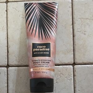 Ultimate Hydration Body Cream - Pink and Black